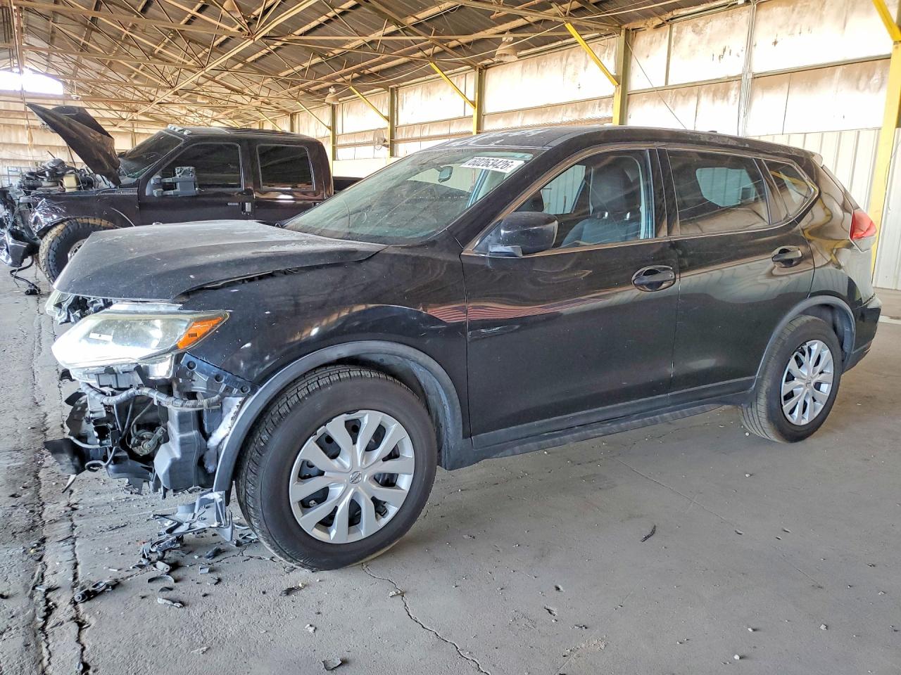 2018 Nissan Rogue S, VIN JN8AT2MT7JW452669 — Front end