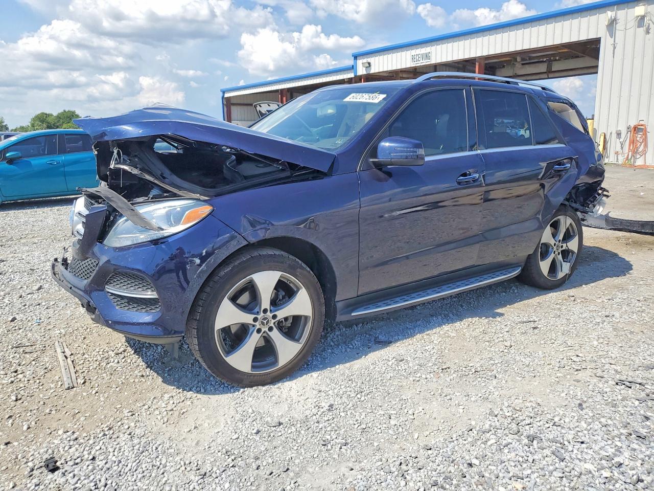 2018 Mercedes-Benz GLE 350, VIN 4JGDA5HB1JB017103 — Front end