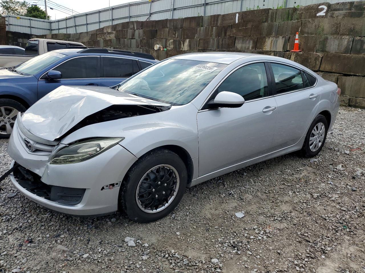 2012 Mazda 6 i Sport, VIN 1YVHZ8BH6C5M01399 — Front end
