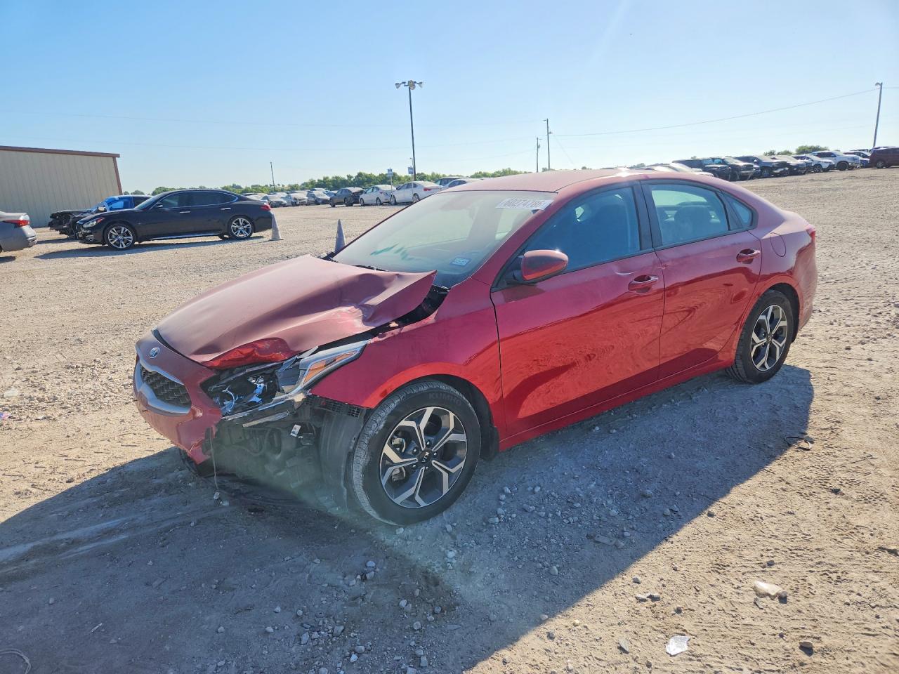 2021 Kia Forte LXS, VIN 3KPF24AD8ME297187 — Front end