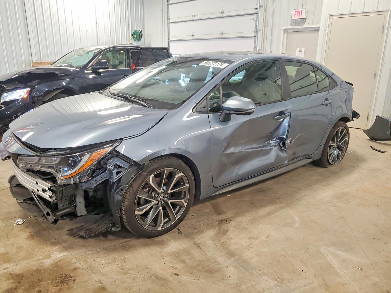2020 Toyota Corolla SE, VIN JTDP4RCE2LJ052355 — Rear end
