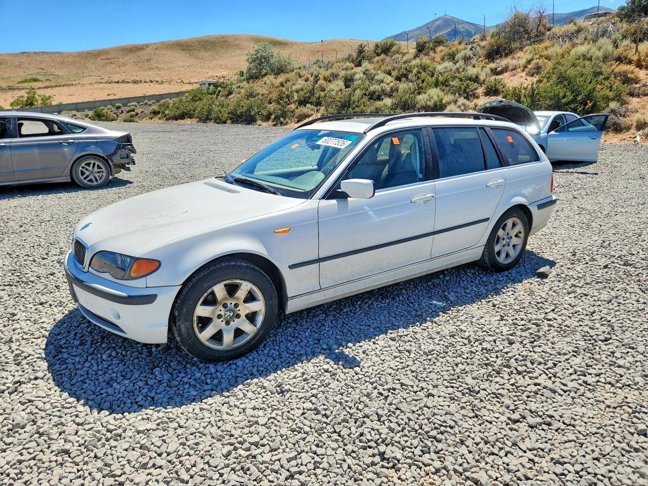 2002 BMW 3 Series 325xi, VIN WBAEP33472PF00748 — Перед