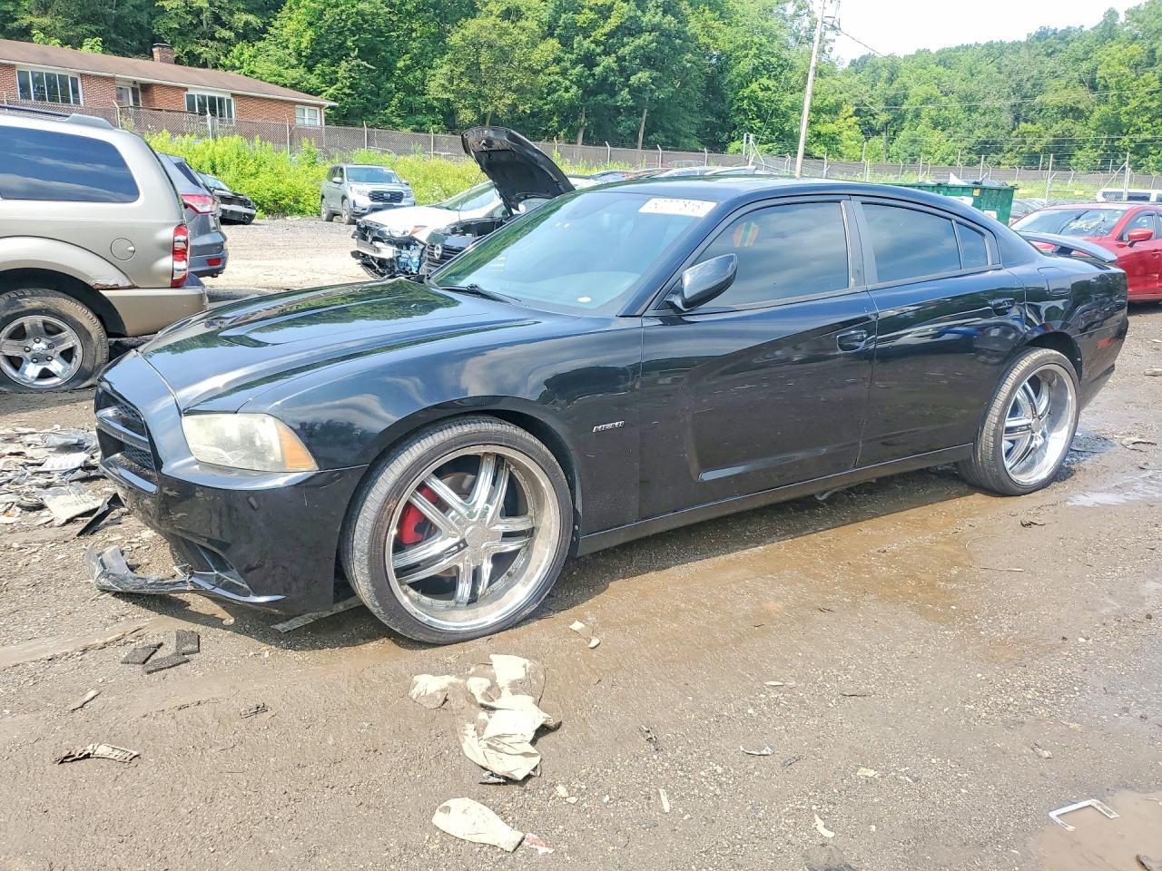 2011 Dodge Charger RT Plus, VIN 2B3CM5CT6BH611316 — Front end