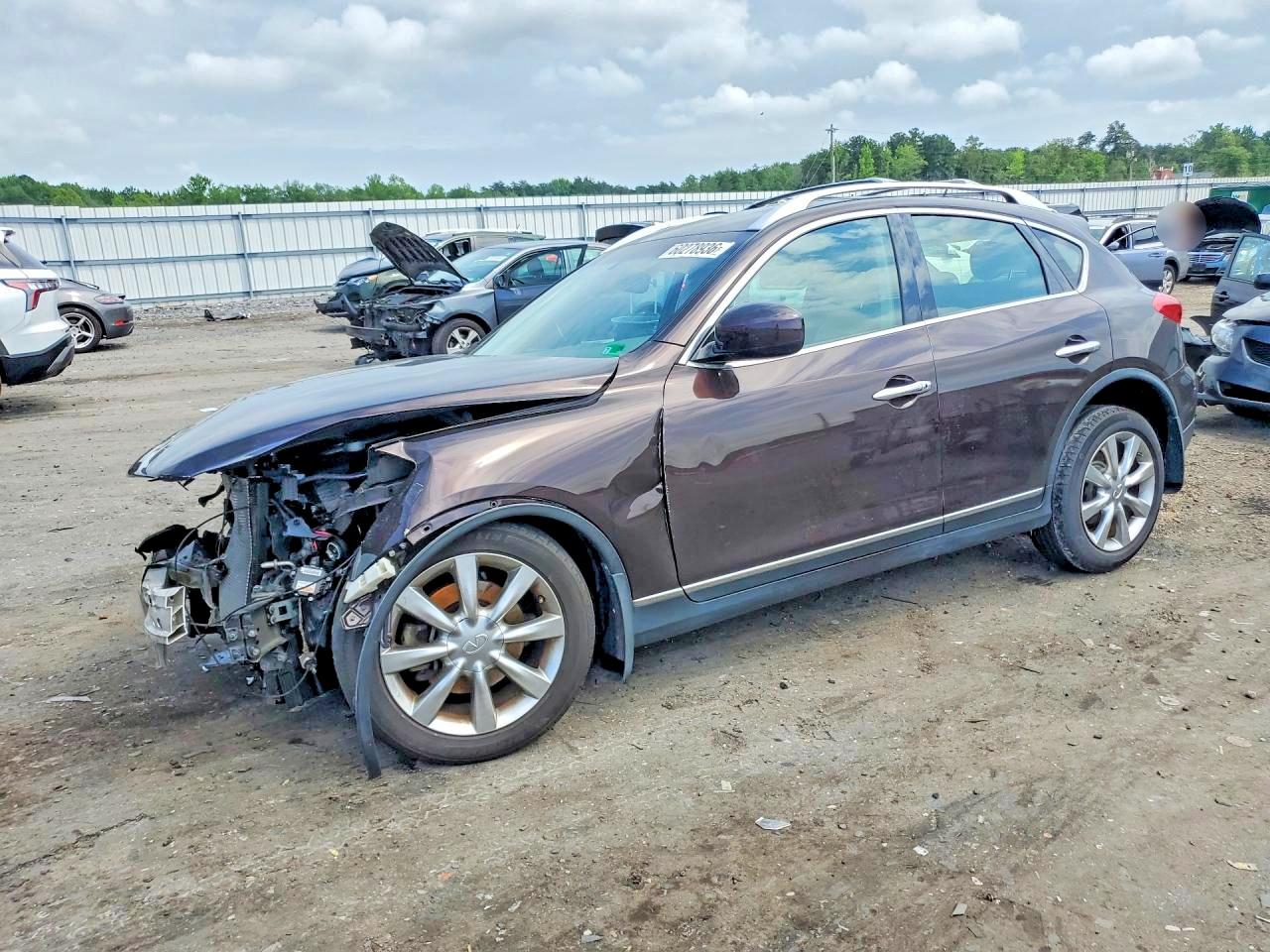 2008 Infiniti EX Journey, VIN JNKAJ09F38M361931 — Front end