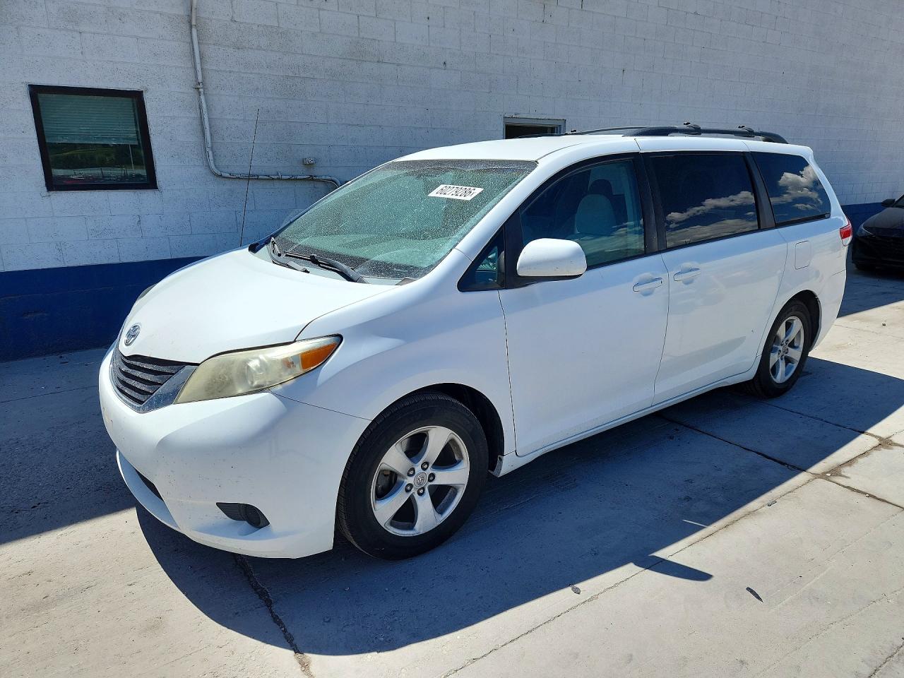 2011 Toyota Sienna LE, VIN 5TDKK3DC1BS065058 — Undercarriage