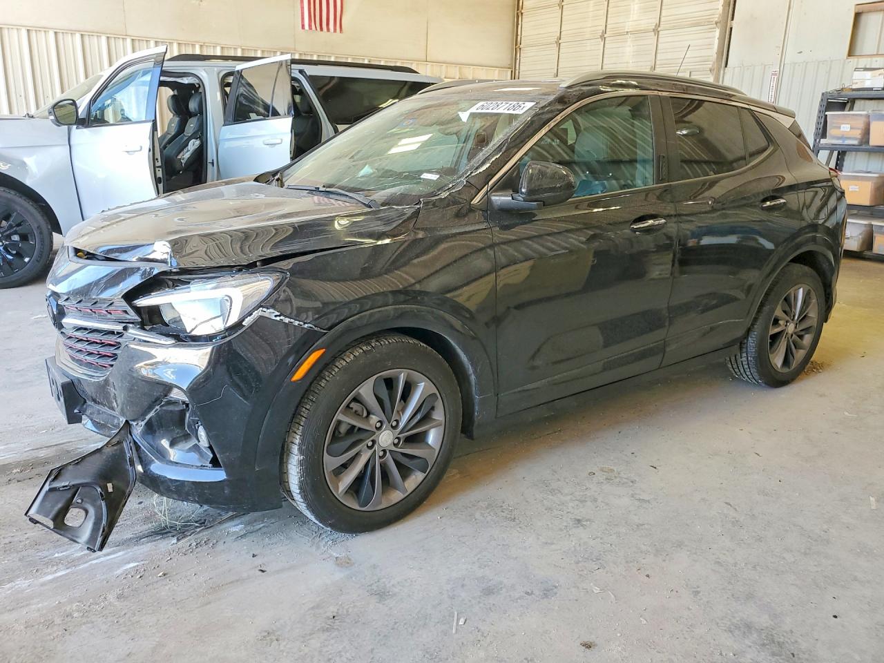 2020 Buick Encore GX Select, VIN KL4MMDS20LB130066 — Перед