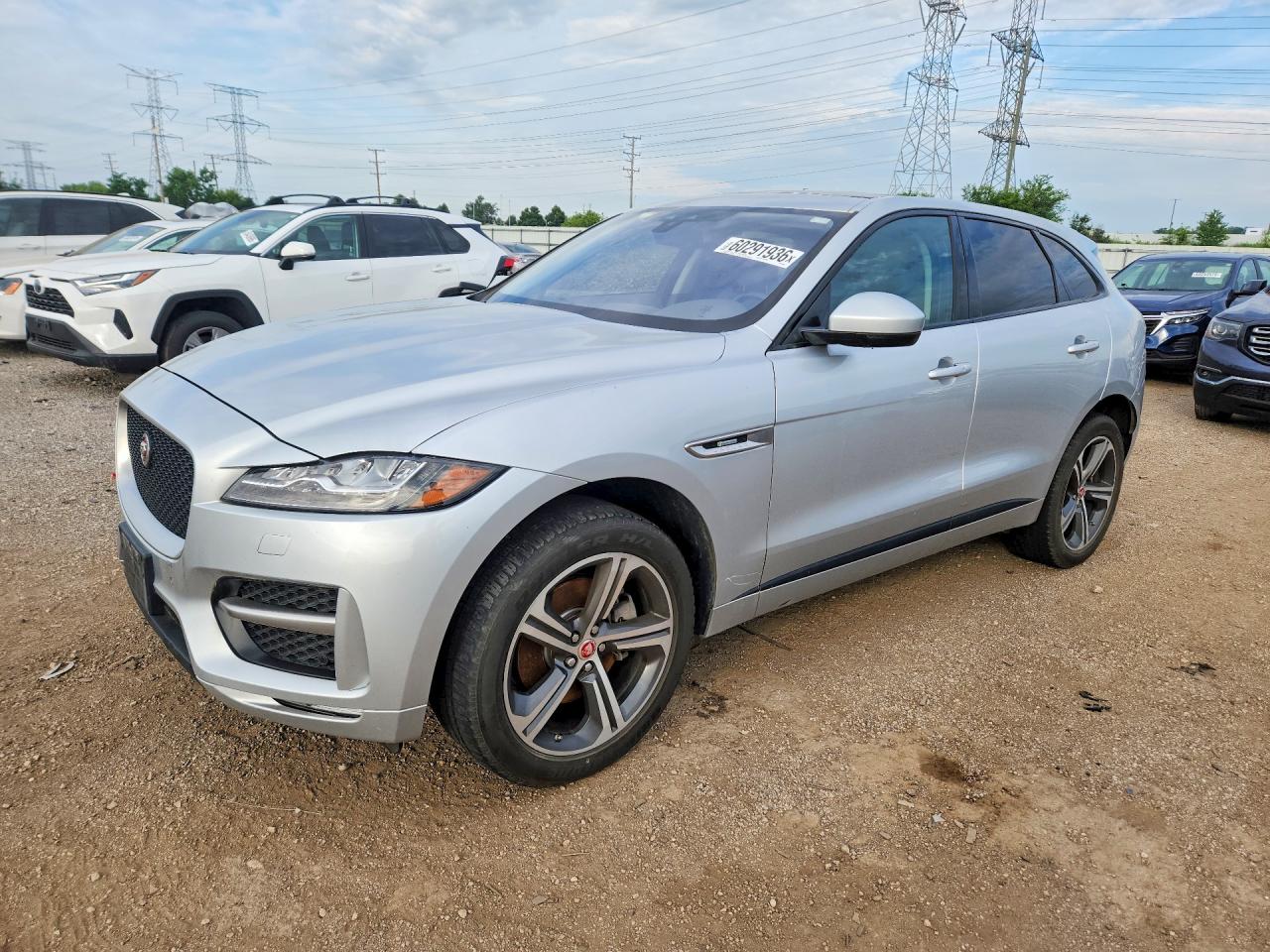 2017 Jaguar F-Pace 35t R-Sport, VIN SADCL2BV5HA089972 — Front end