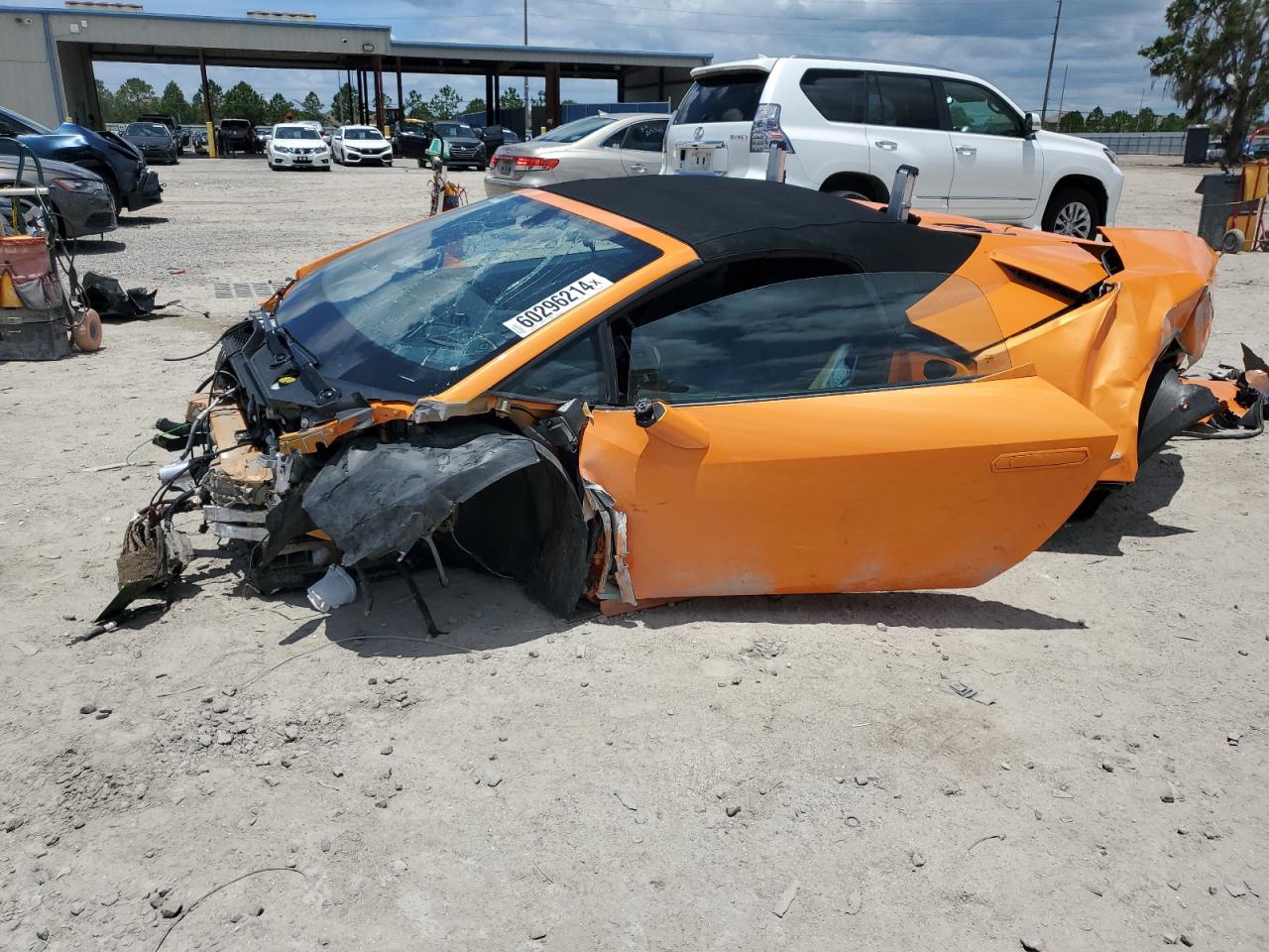 2016 Lamborghini Huracan LP 610-4, VIN ZHWUR1ZF0GLA05464 — All over