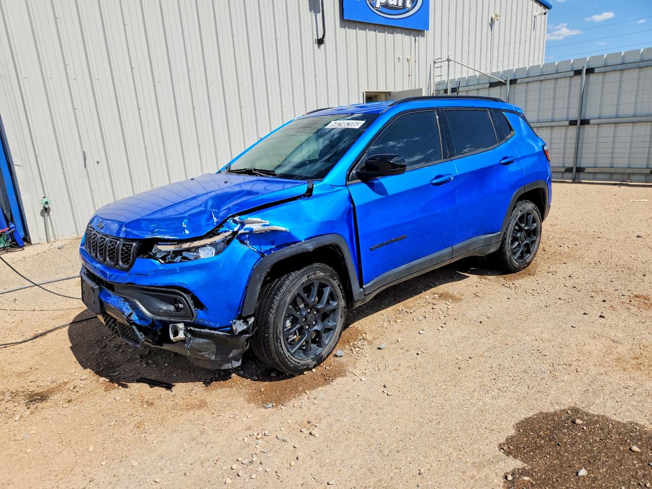 2026 Jeep Compass Latitude Altitude, VIN 3C4NJDBN5TT178867 — Front end