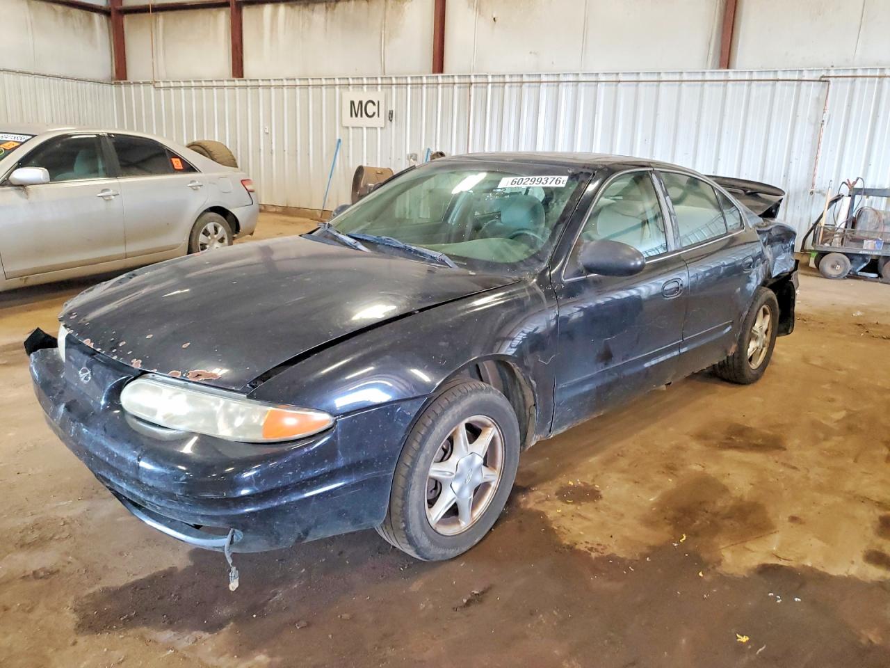 2001 Oldsmobile Alero GL2, VIN 1G3NL52E31C277017 — Rear end