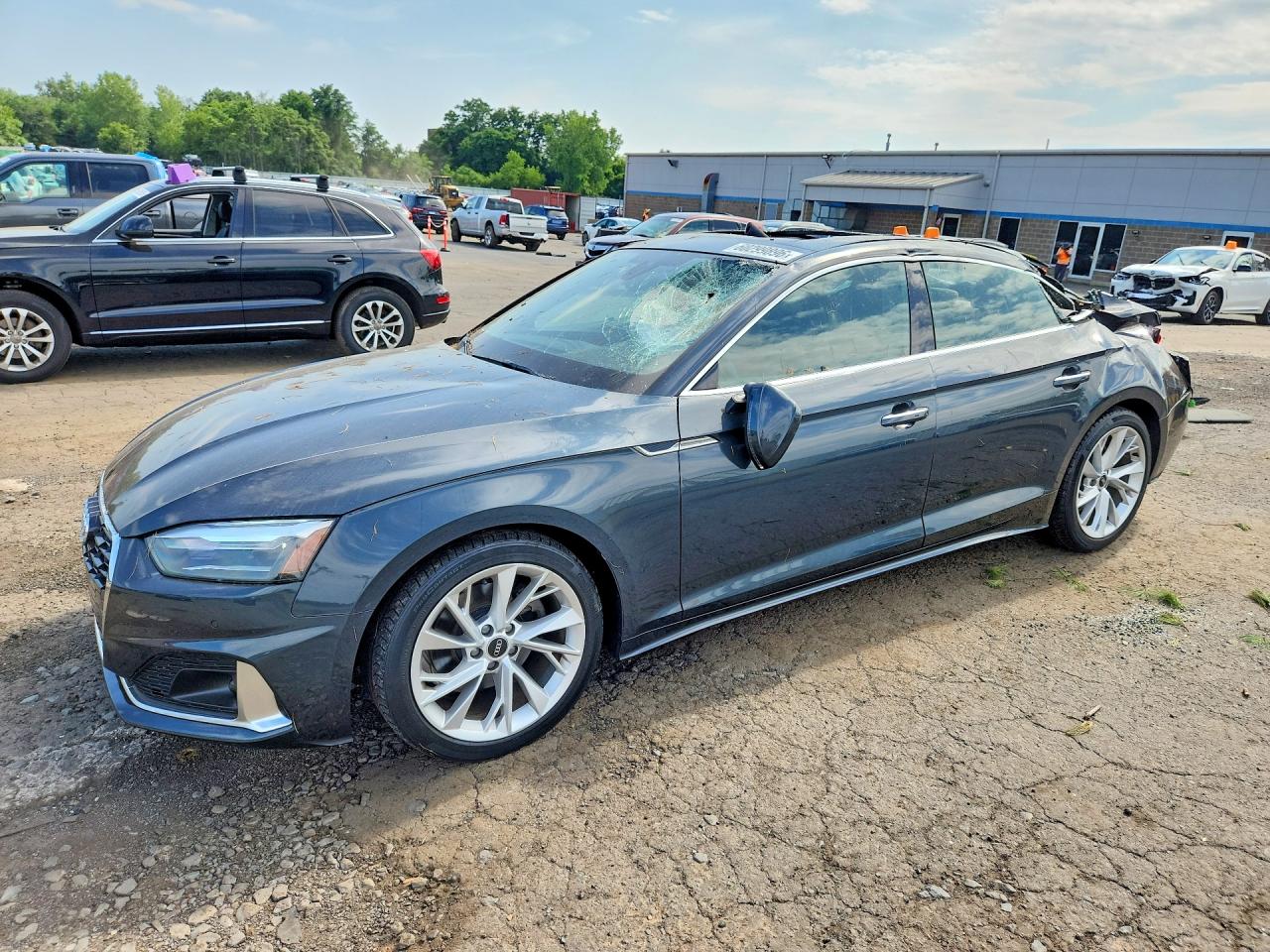 2022 Audi A5 Sportback Premium, VIN WAUABCF53NA027758 — Roof