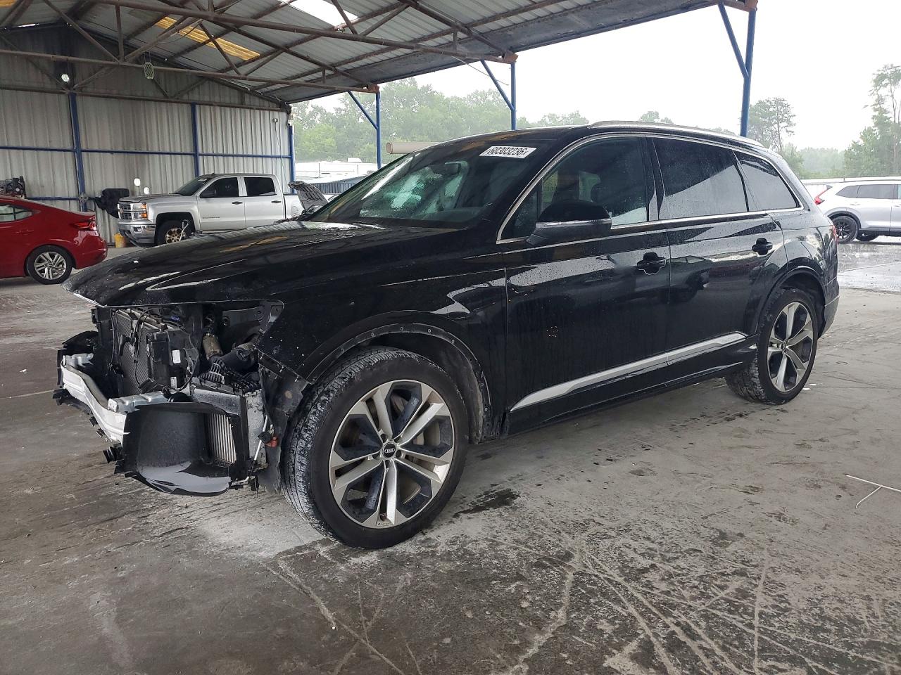 2021 Audi Q7 Premium Plus, VIN WA1LXAF73MD000117 — Перед