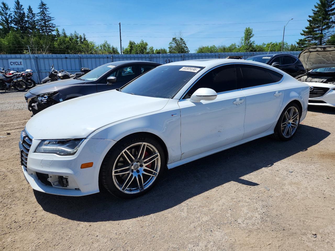 2014 Audi A7 Premium, VIN WAU3GCFC3EN100046 — Перед