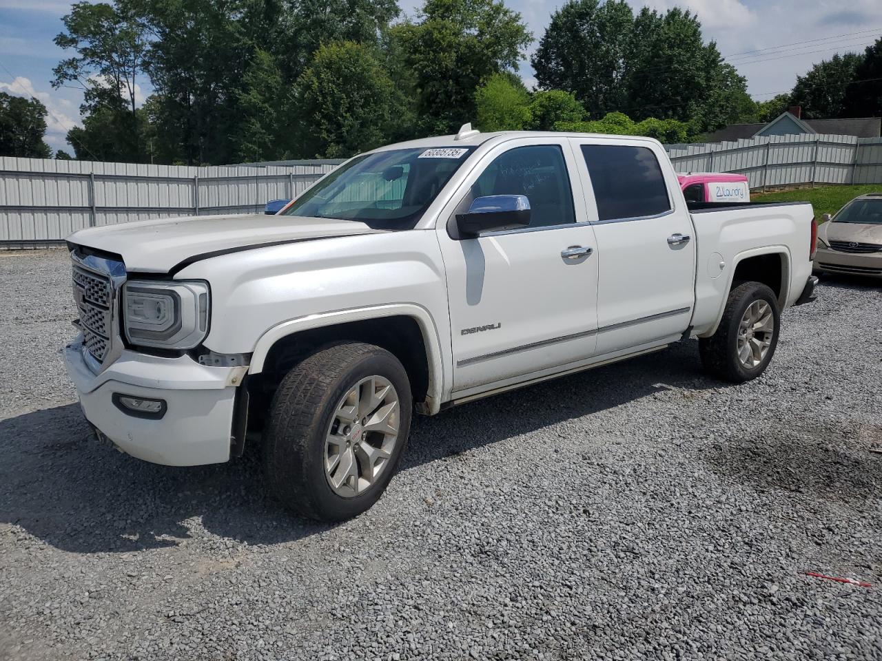 2018 GMC Sierra 1500 Denali, VIN 3GTU2PECXJG619824 — Front end