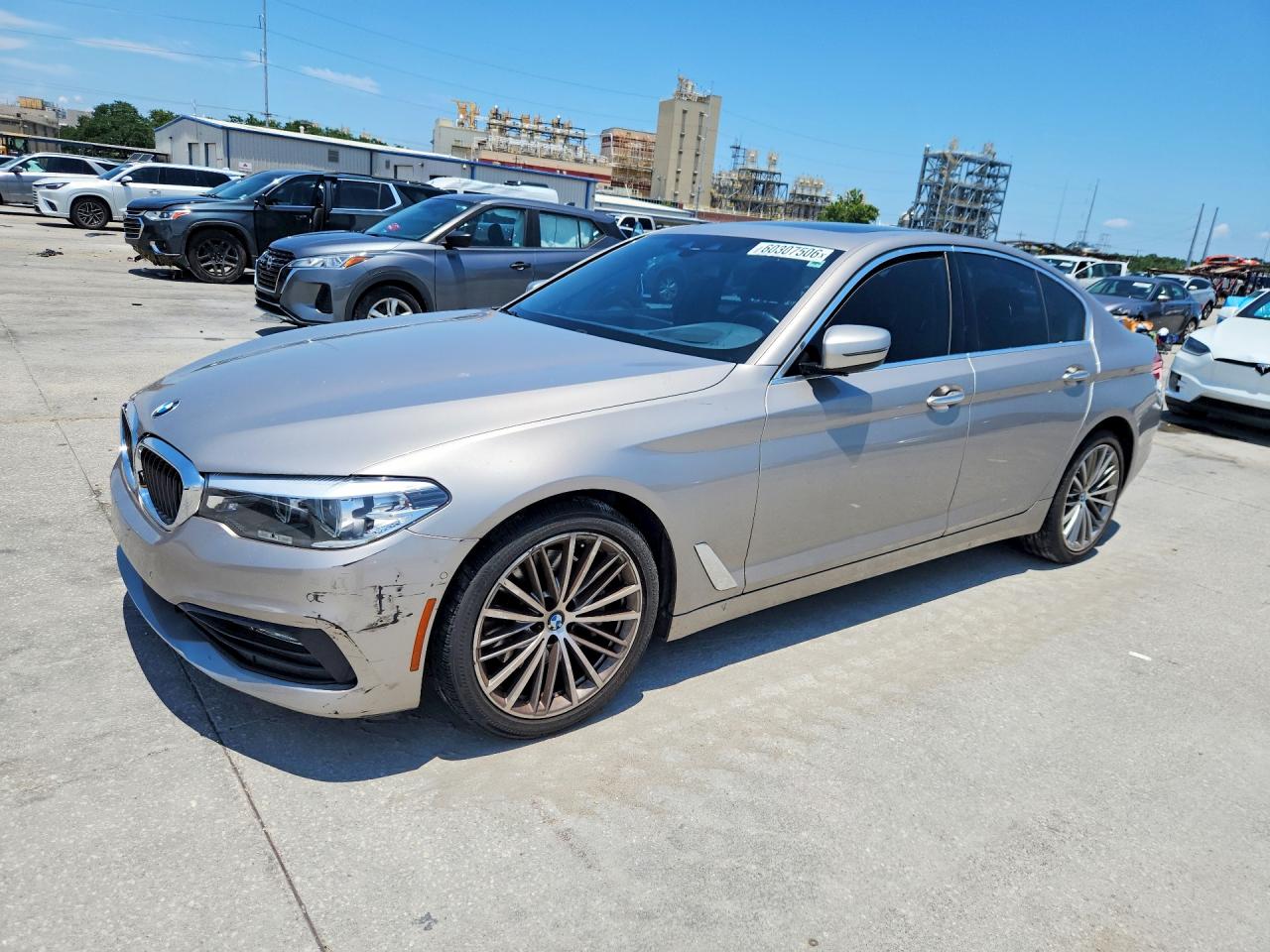2018 BMW 5 Series 540i, VIN WBAJE5C58JWA93066 — Minor dents and scratches