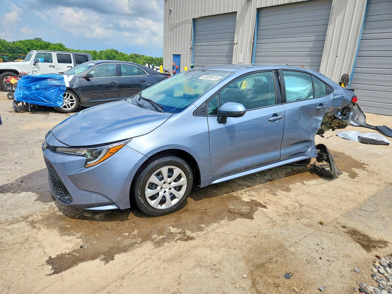 2021 Toyota Corolla LE, VIN 5YFEPMAE3MP186177 — Rear end