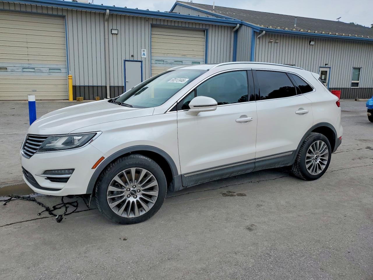 2016 Lincoln MKC Reserve, VIN 5LMCJ3D96GUJ12690 — Undercarriage