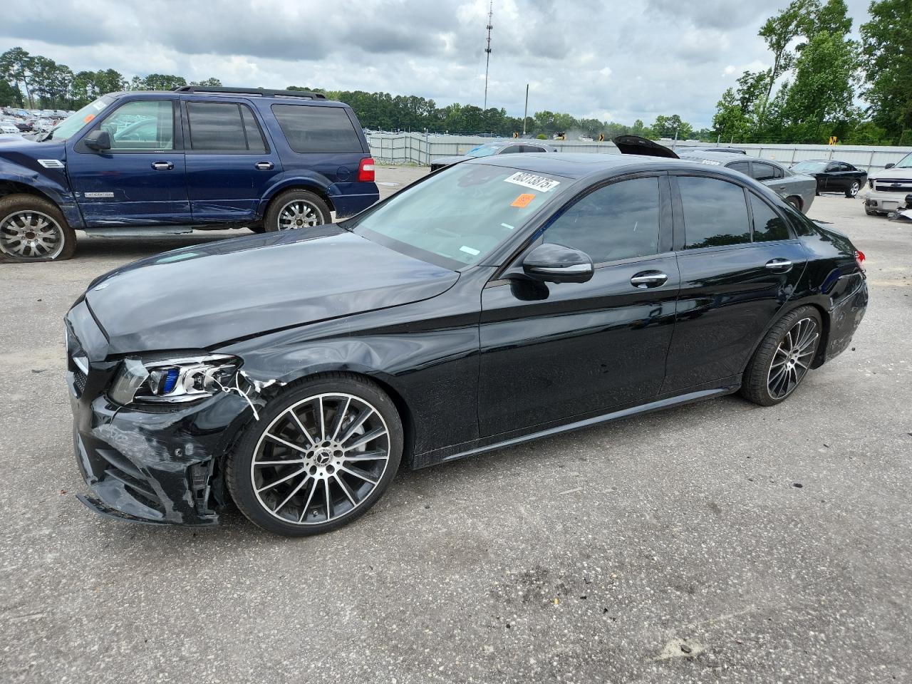 2021 Mercedes-Benz C 300, VIN W1KWF8DBXMR632823 — Front end