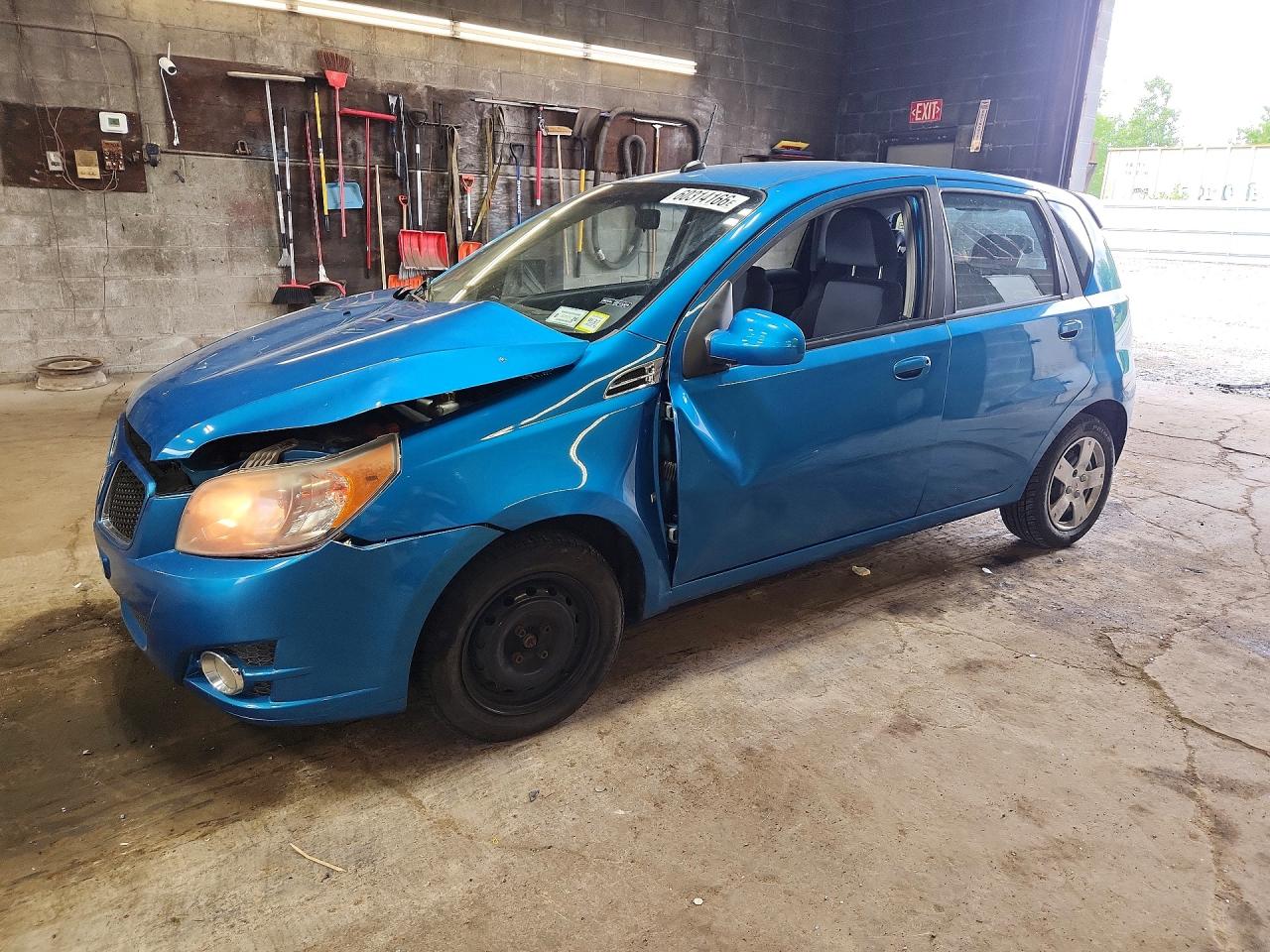 2009 Pontiac G3, VIN KL2TD66E09B647073 — Front end