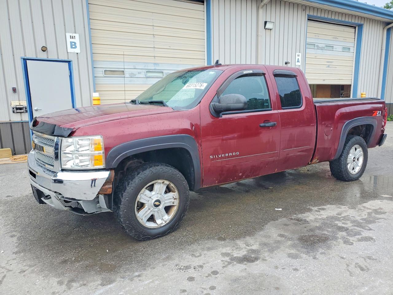 2013 Chevrolet Silverado 1500 LT, VIN 1GCRKSE79DZ138821 — Side