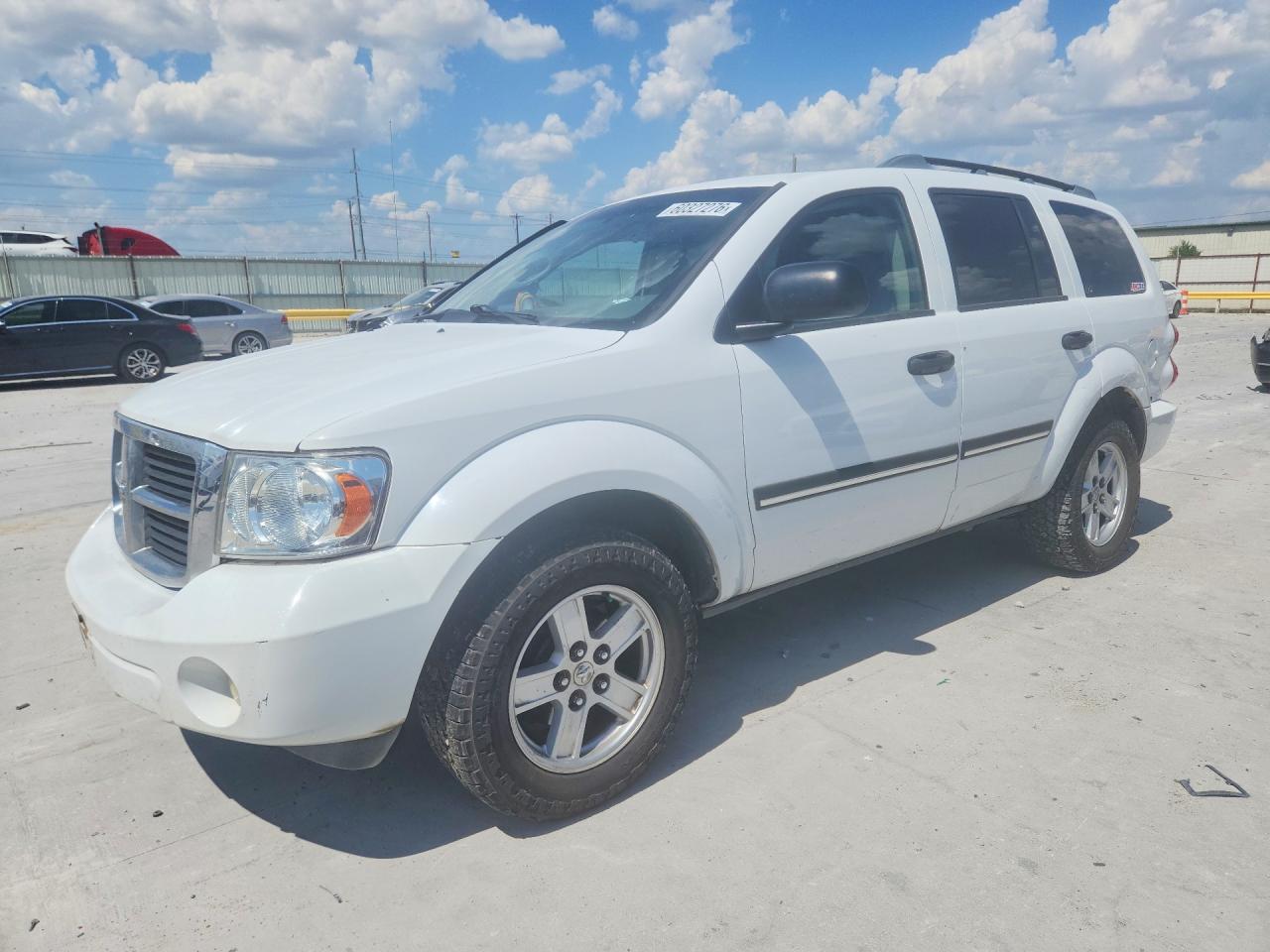 2007 Dodge Durango SLT, VIN 1D8HB48P07F583703 — Side