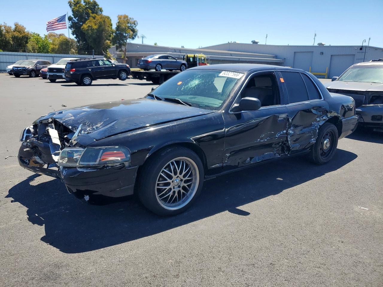 2007 Ford Police Interceptor, VIN 2FAFP71W97X153236 — Front end