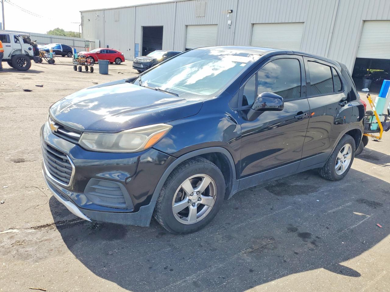 2017 Chevrolet Trax LS, VIN 3GNCJKSBXHL230932 — Повреждение рамы