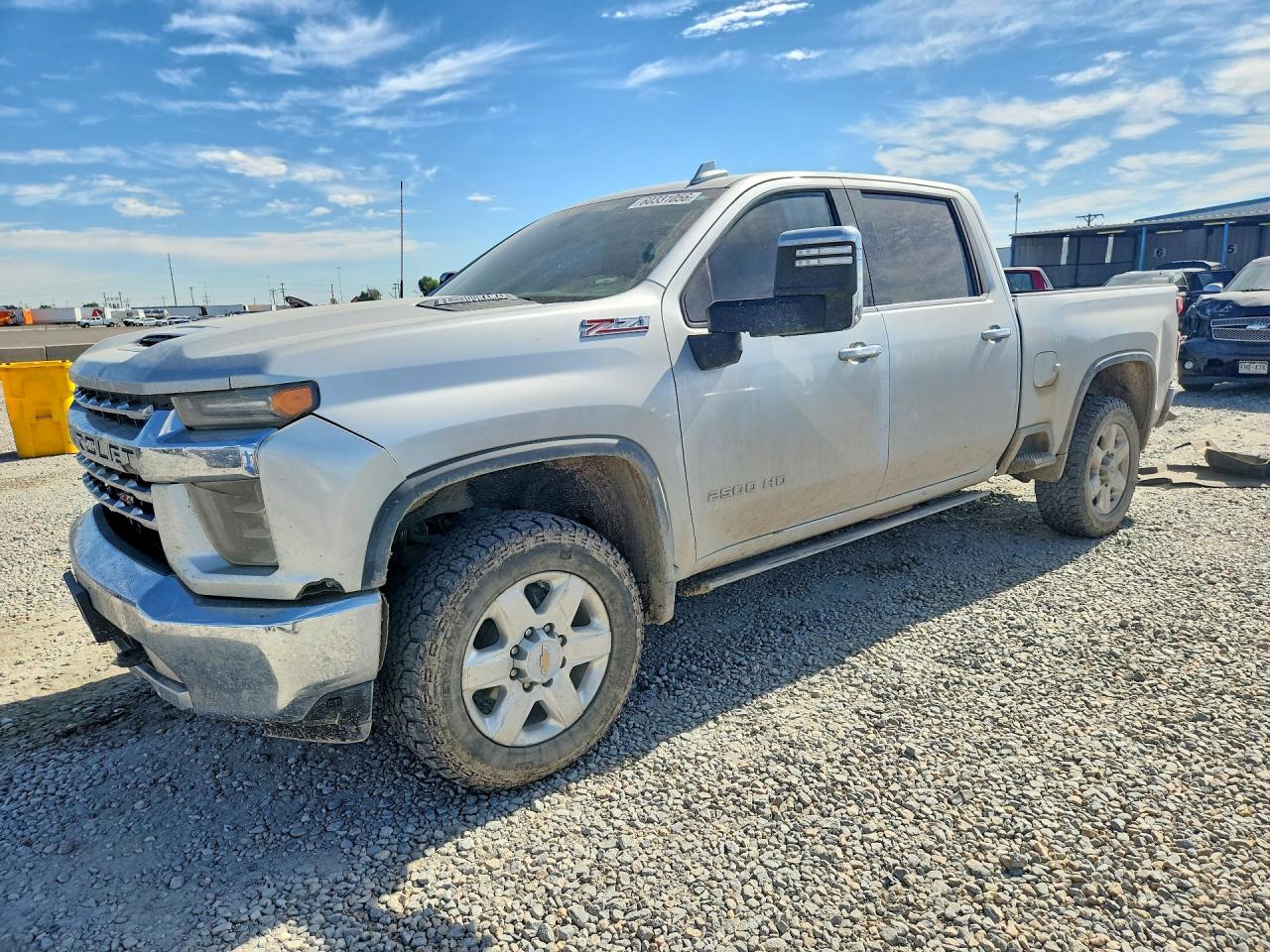 2021 Chevrolet Silverado 2500HD LTZ, VIN 1GC4YPEY7MF117739 — Front end