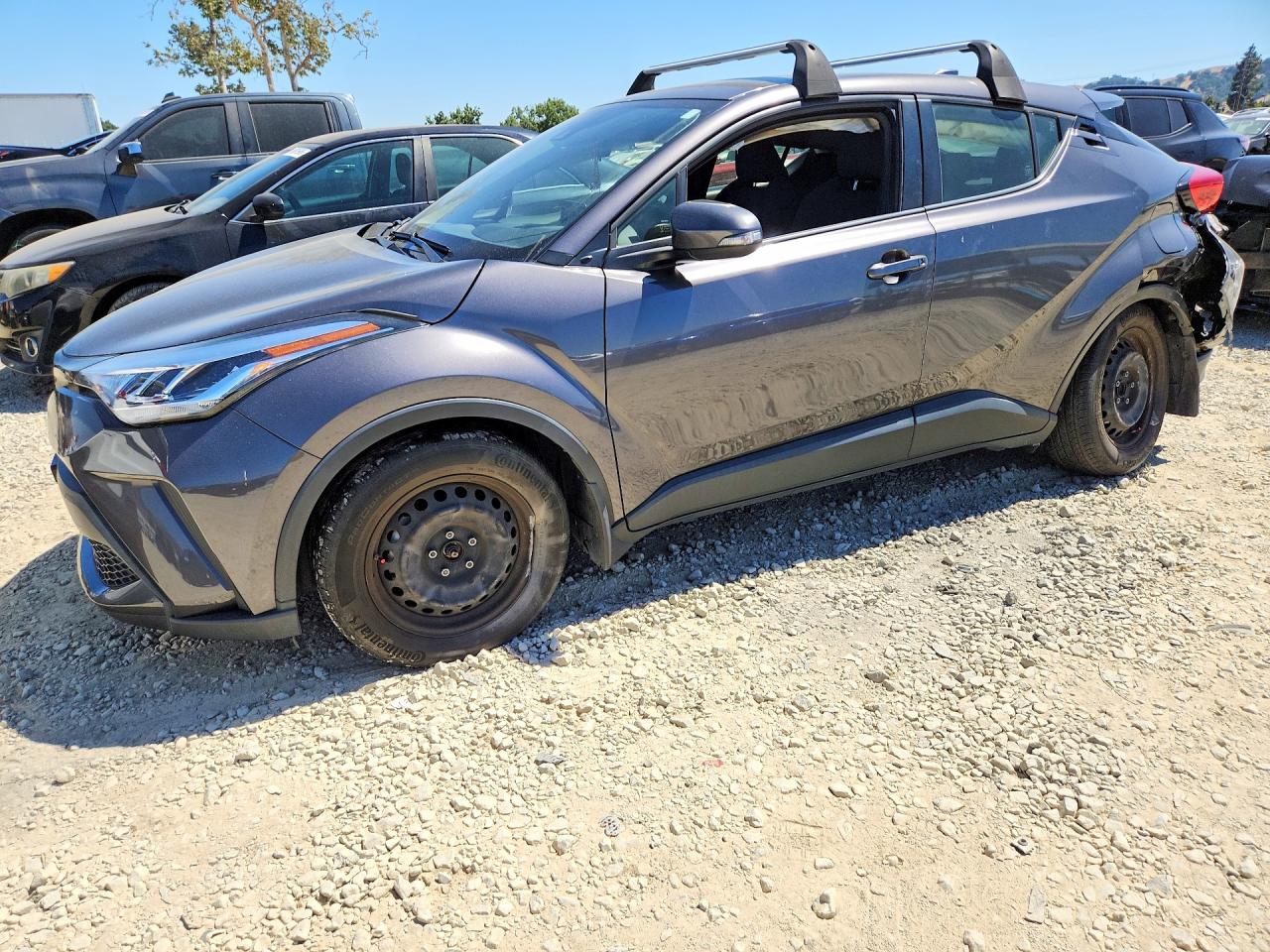 2021 Toyota C-HR XLE, VIN JTNKHMBX5M1111853 — Rear end
