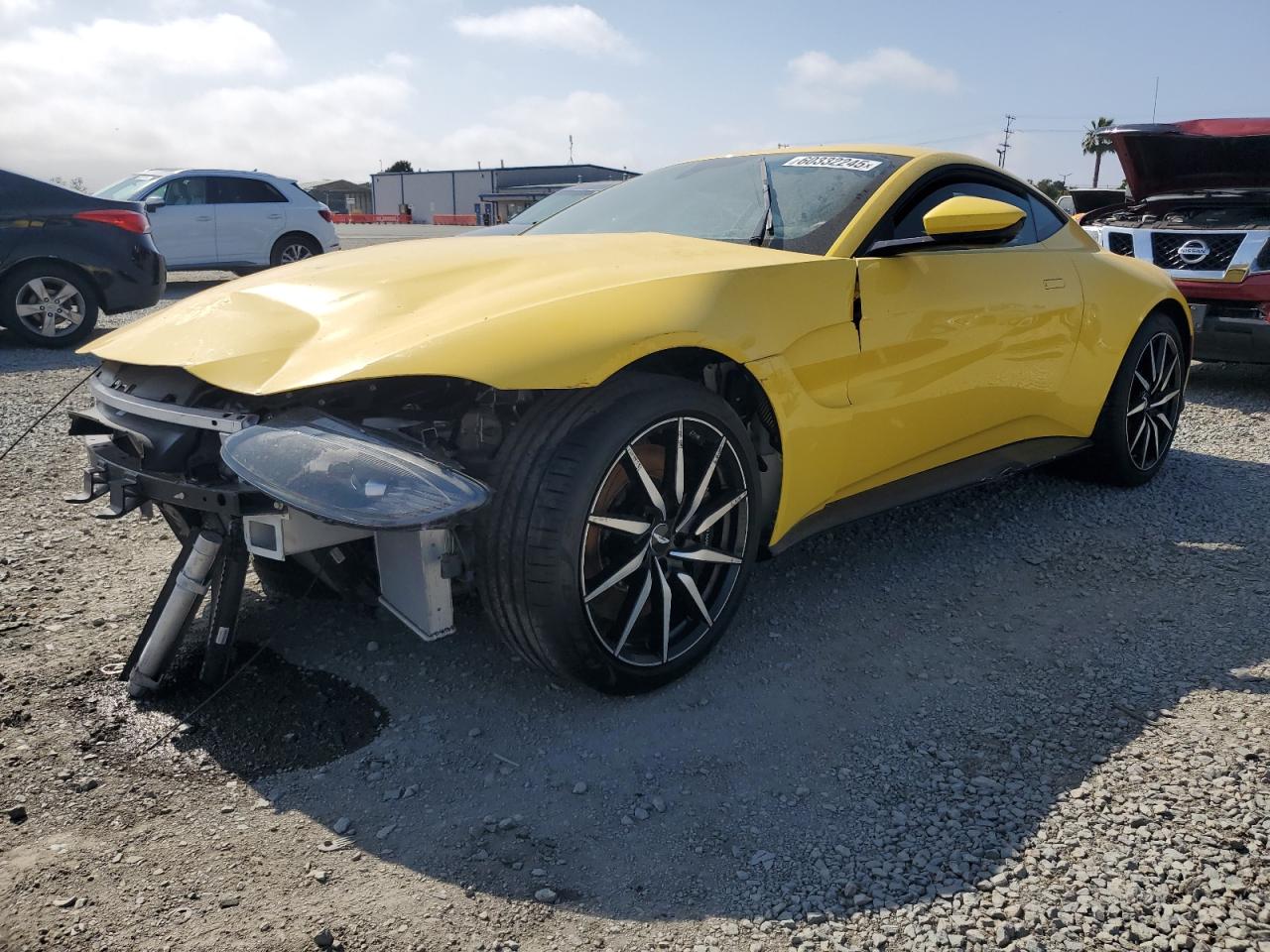 2020 Aston Martin Vantage, VIN SCFSMGAW0LGN04408 — Front end