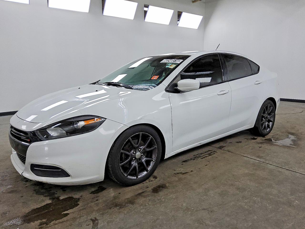 2015 Dodge Dart SE, VIN 1C3CDFAA9FD433043 — Front end