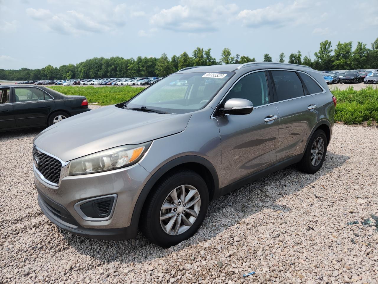 2016 Kia Sorento LX, VIN 5XYPG4A33GG069487 — Minor dents and scratches