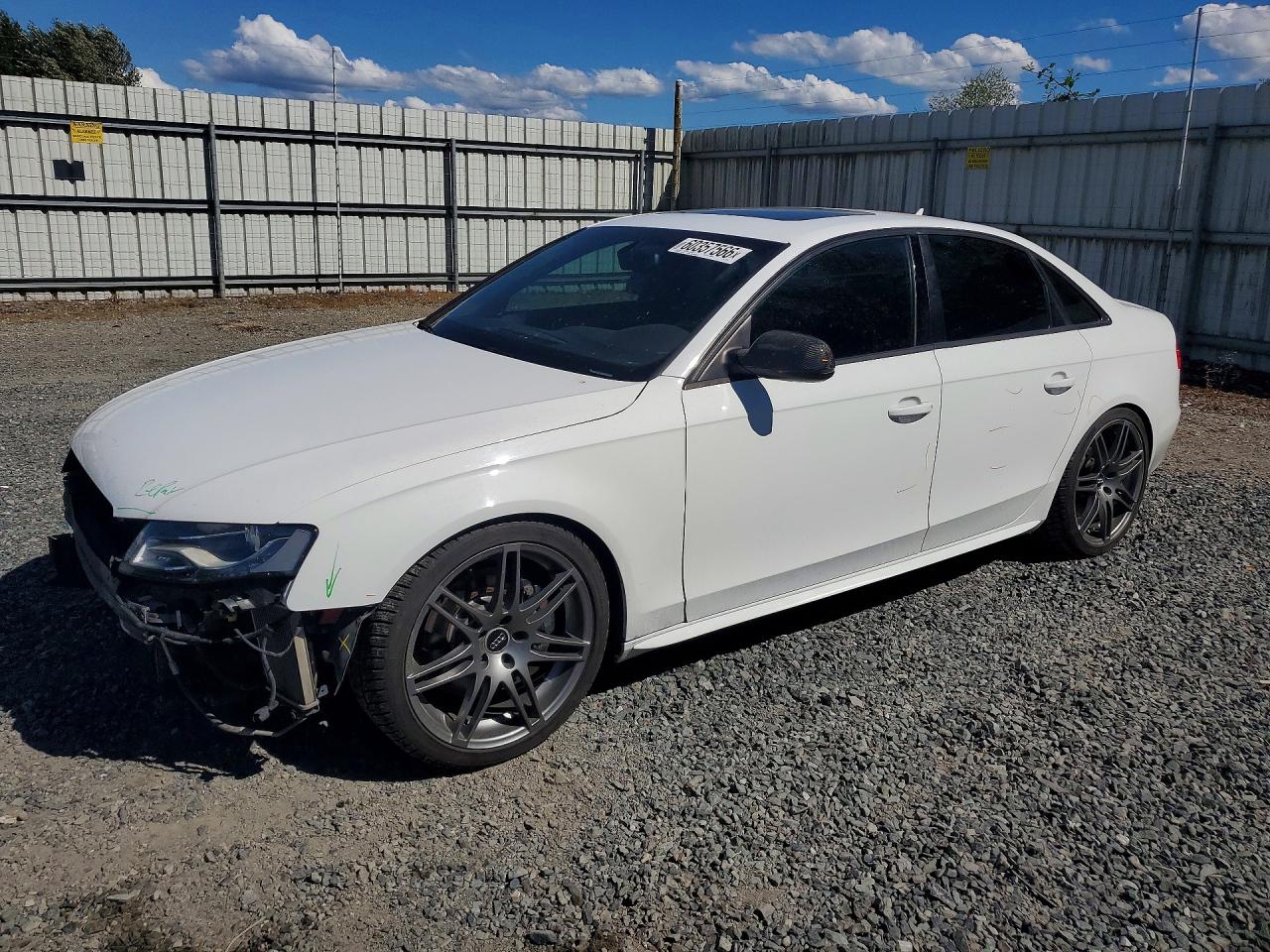 2012 Audi S4 Prestige, VIN WAUMGAFL2CA118342 — Перед