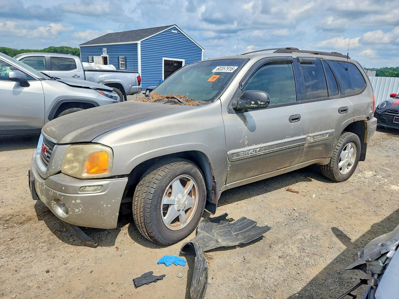 2003 GMC Envoy SLE, VIN 1GKDT13S932194147 — Minor dents and scratches