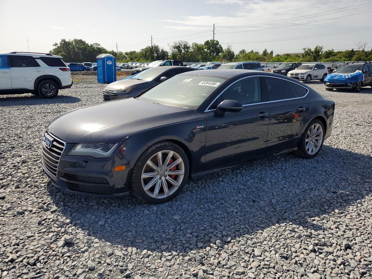 2013 Audi A7 Prestige, VIN WAU2GAFC1DN061228 — Мелкие вмятины и царапины