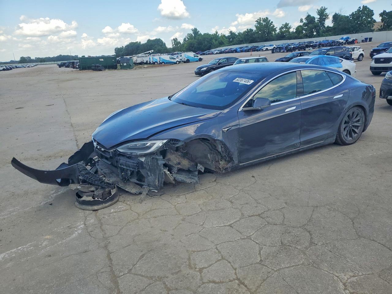 2019 Tesla Model S 75D, VIN 5YJSA1E25KF331117 — Front end