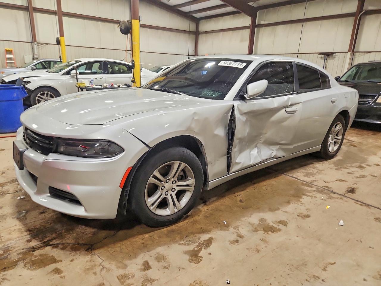 2019 Dodge Charger SXT, VIN 2C3CDXBG7KH657319 — Side