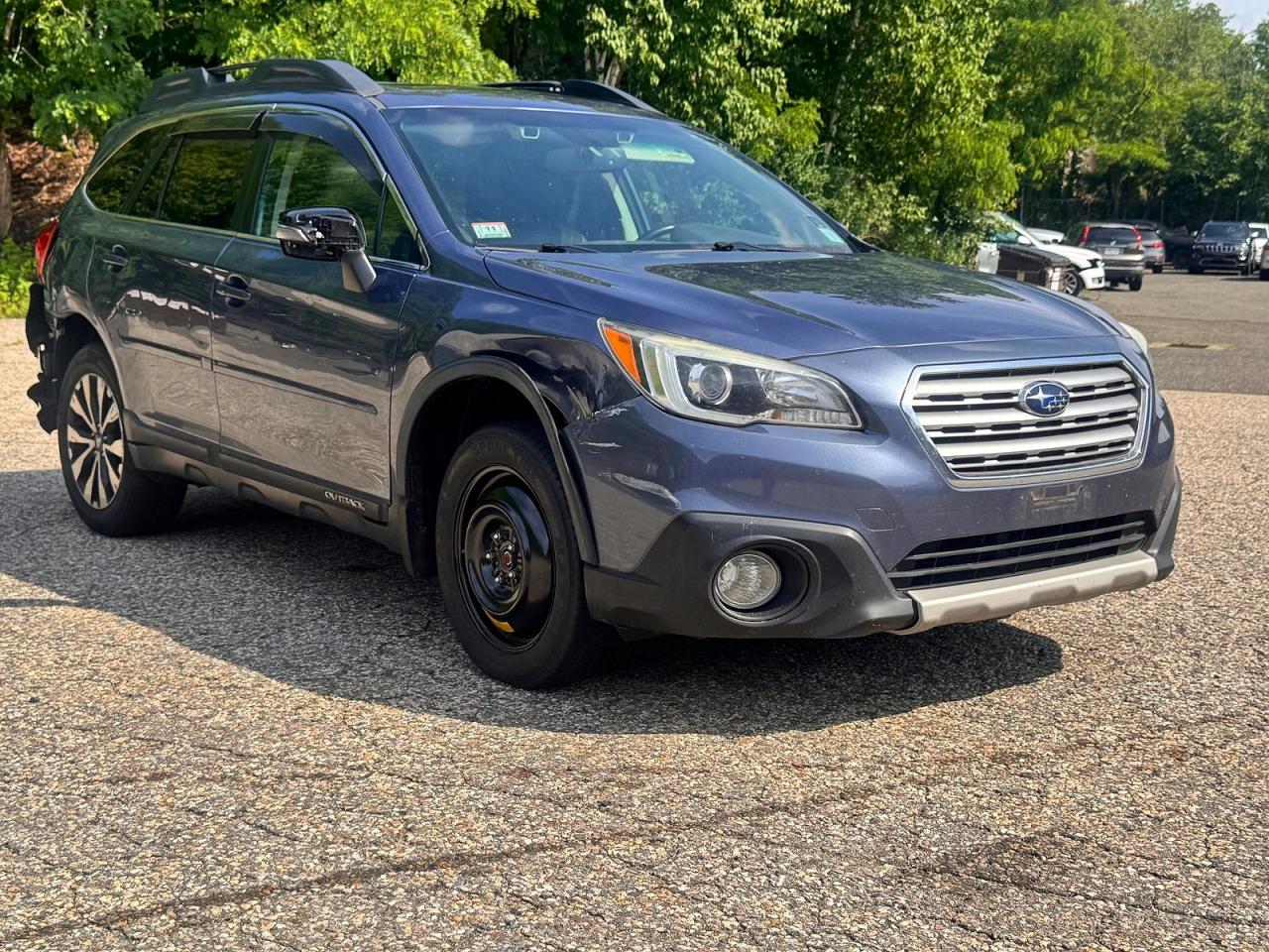2016 Subaru Outback Limited, VIN 4S4BSANCXG3252788 — Minor dents and scratches