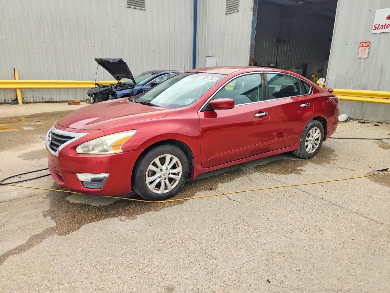 2014 Nissan Altima 2.5, VIN 1N4AL3APXEN240729 — Water / flood