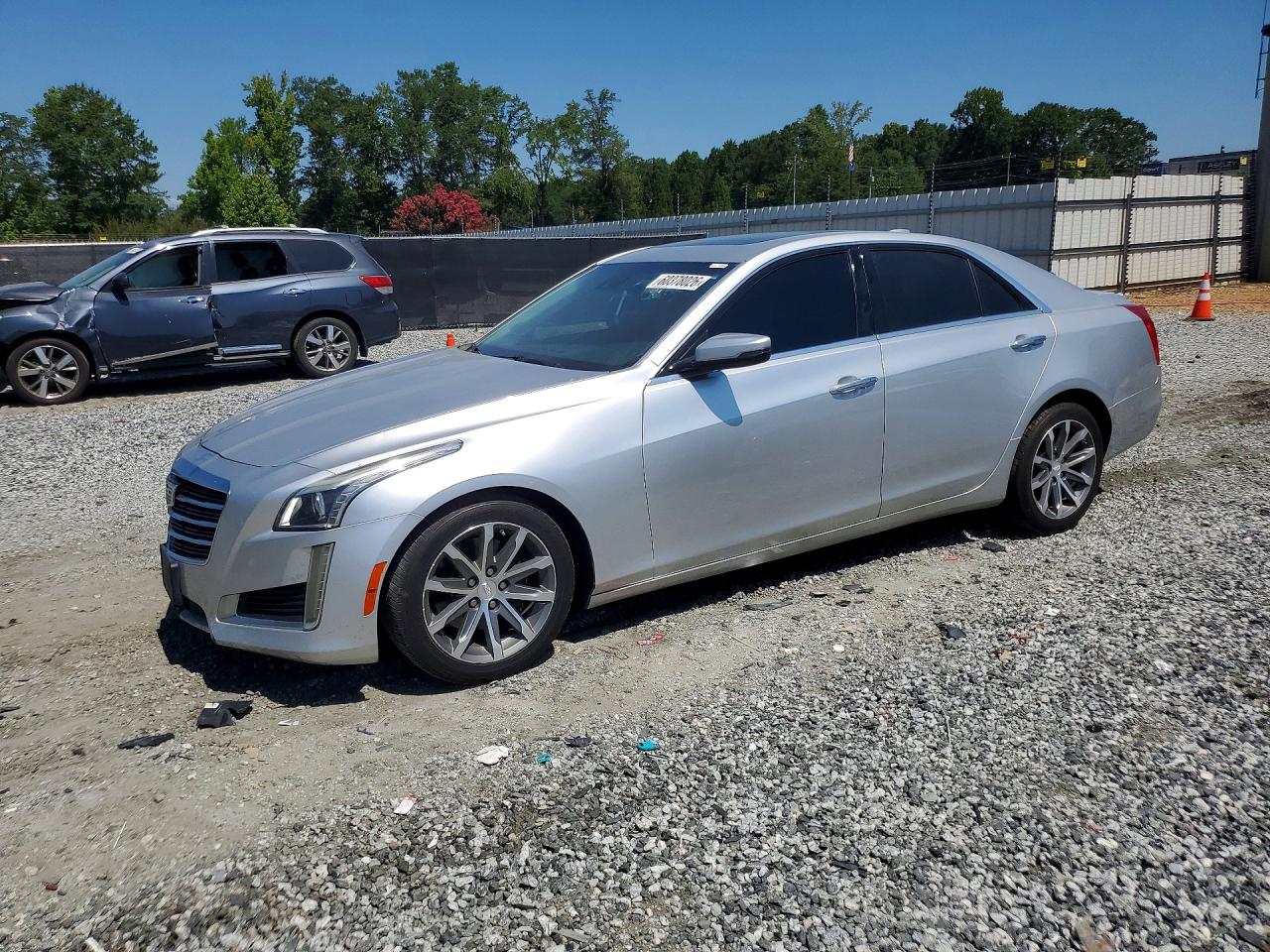 2016 Cadillac CTS Luxury Collection RWD, VIN 1G6AR5SX4G0175494 — Minor dents and scratches