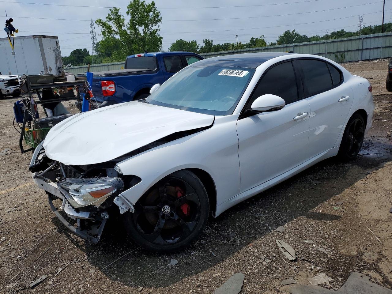 2018 Alfa Romeo Giulia, VIN ZARFAEDN4J7597226 — Front end
