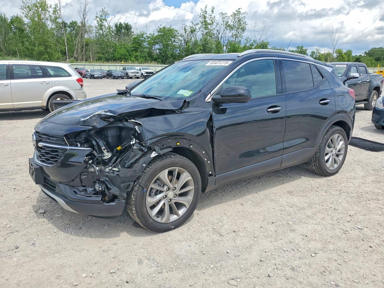2023 Buick Encore GX Essence, VIN KL4MMFSL1PB111391 — Перед