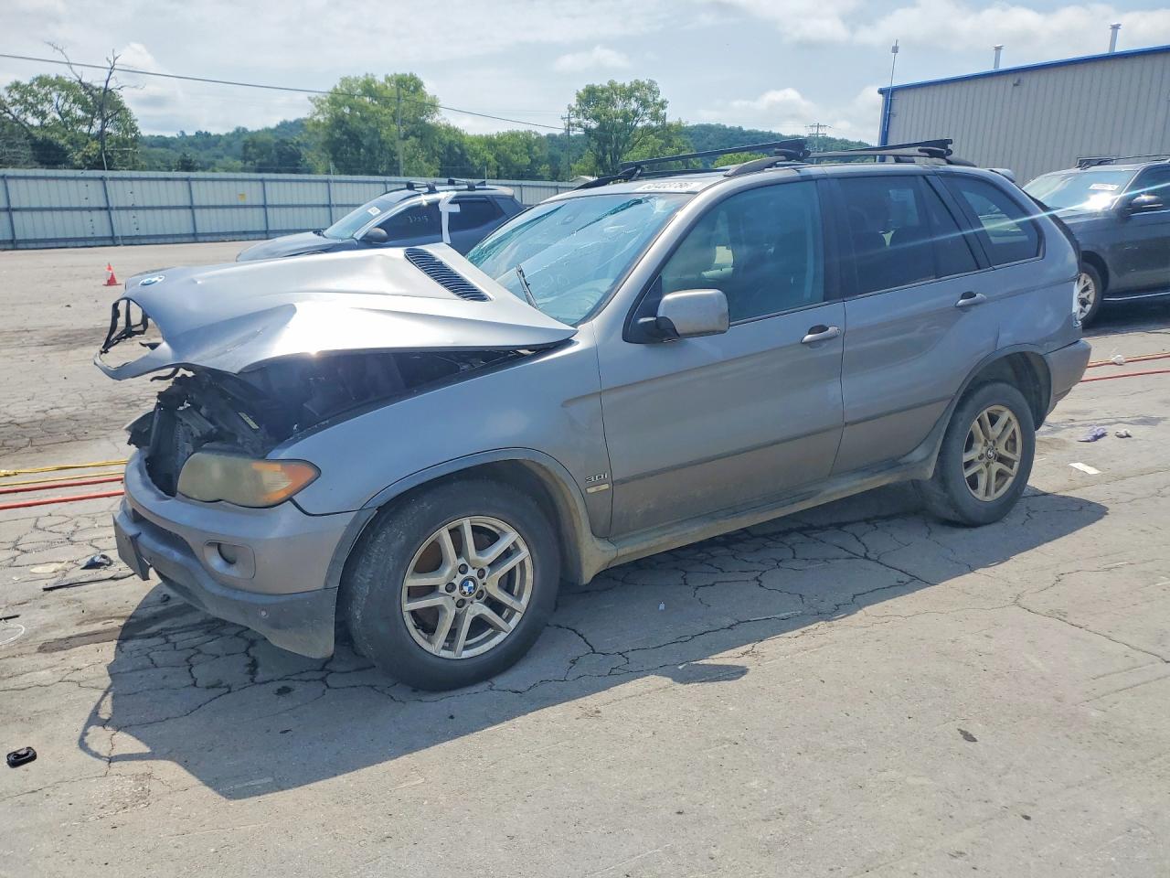 2004 BMW X5 3.0i, VIN 5UXFA13514LU41384 — Front end