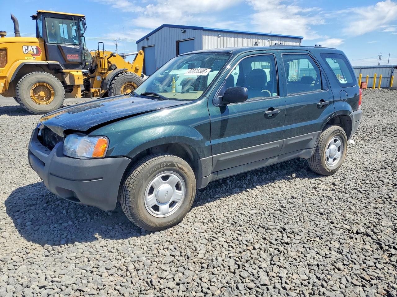 2004 Ford Escape XLS, VIN 1FMYU92174KA80713 — Перед
