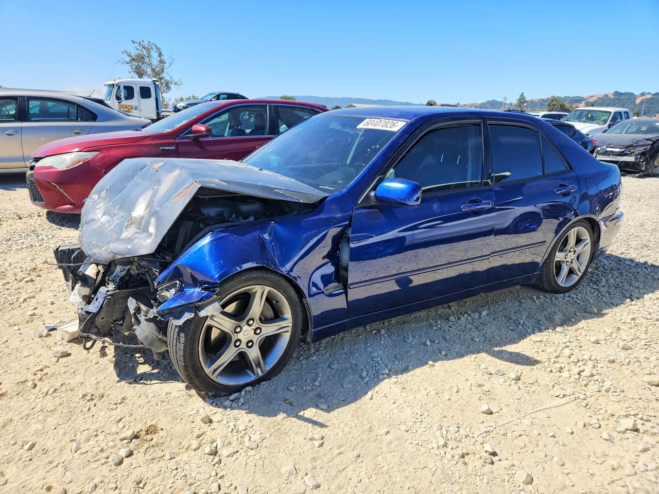 2001 Lexus IS 300/350, VIN JTHBD182810018030 — Перед