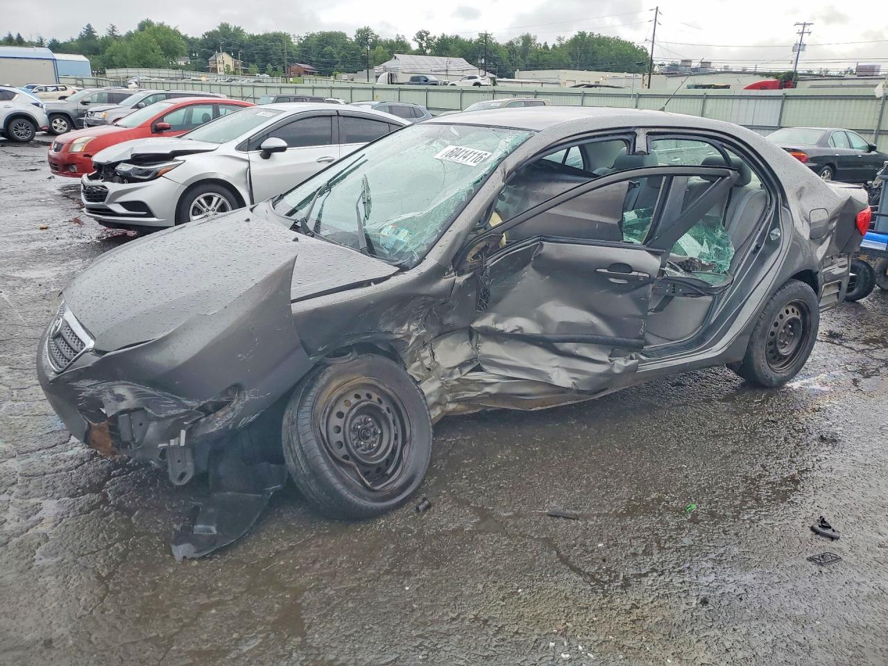 2007 Toyota Corolla CE, VIN 2T1BR32E97C822790 — Side