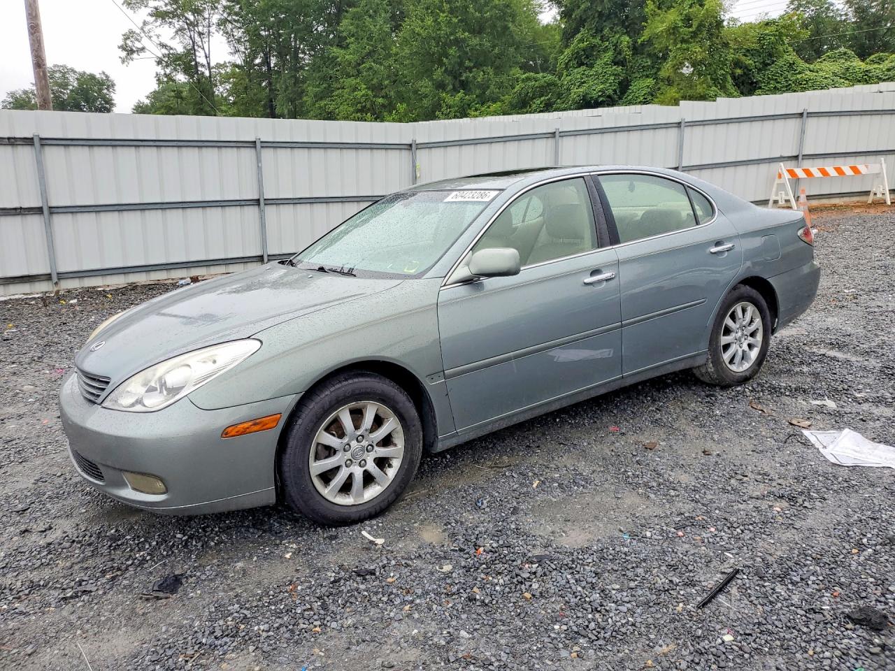 2004 Lexus ES 350, VIN JTHBA30G640021833 — Бок