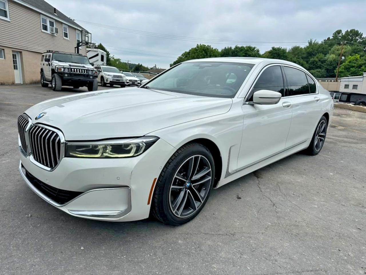 2021 BMW 7 Series 750i xDrive, VIN WBA7U2C03MCG37401 — Minor dents and scratches