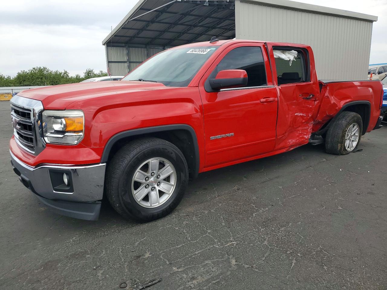 2014 GMC Sierra 1500 SLE, VIN 3GTP1UEC6EG246138 — Side