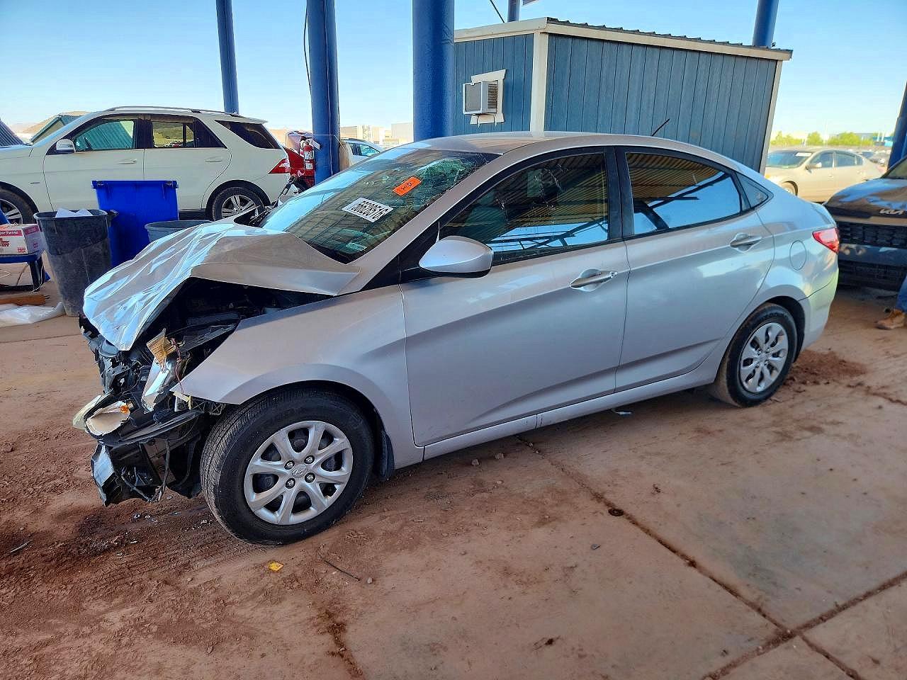 2016 Hyundai Accent SE, VIN KMHCT4AE4GU163884 — Front end